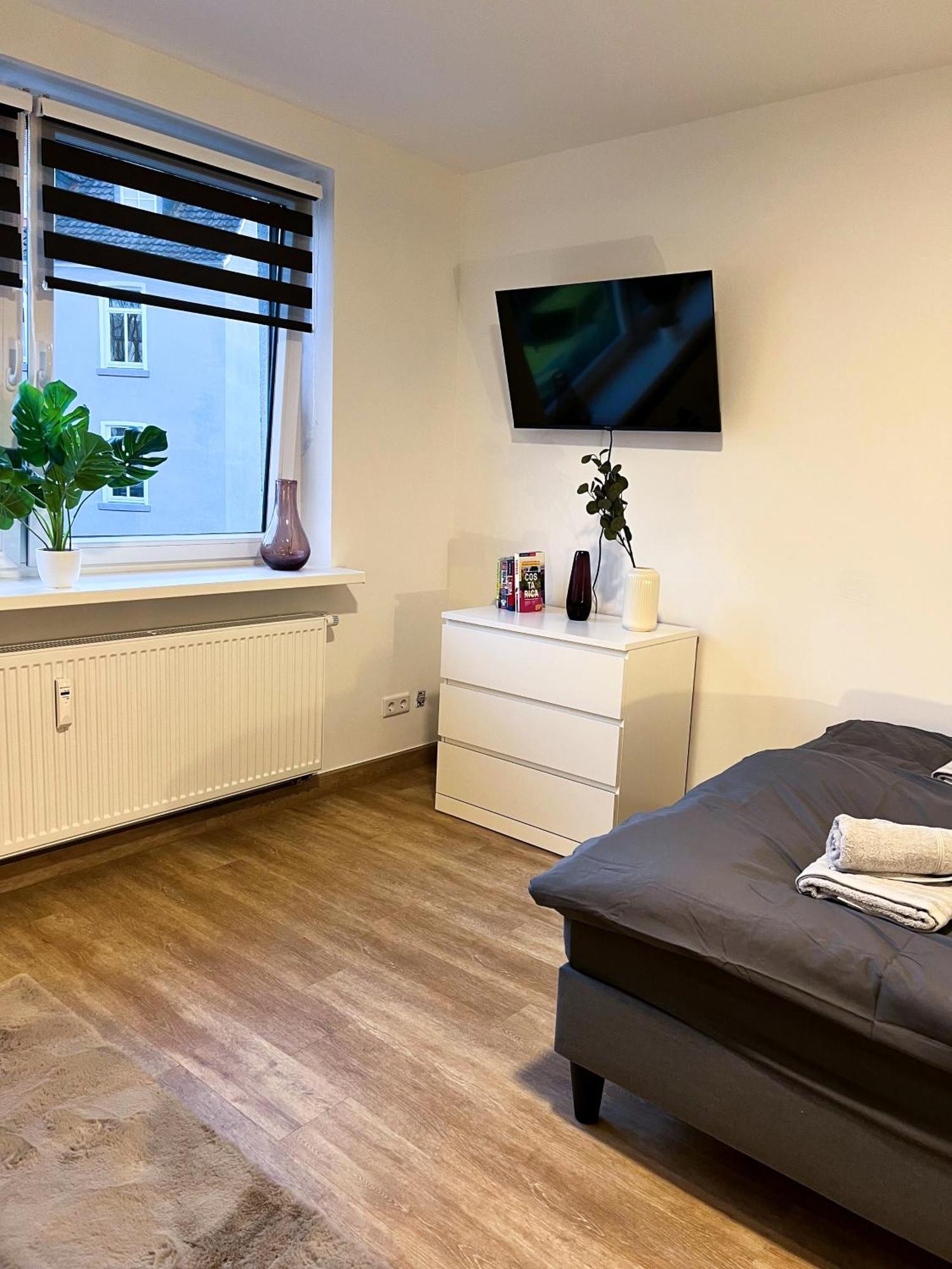 Zentrale Wohlfuehloase Mit Parkplatz Apartment Osnabrueck Exterior photo